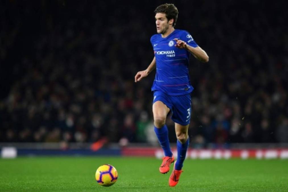 El lateral Marcos Alonso dejaría al Chelsea ya que está en conversaciones con el Inter de Milán, campeón de la Serie A. Foto AFP.