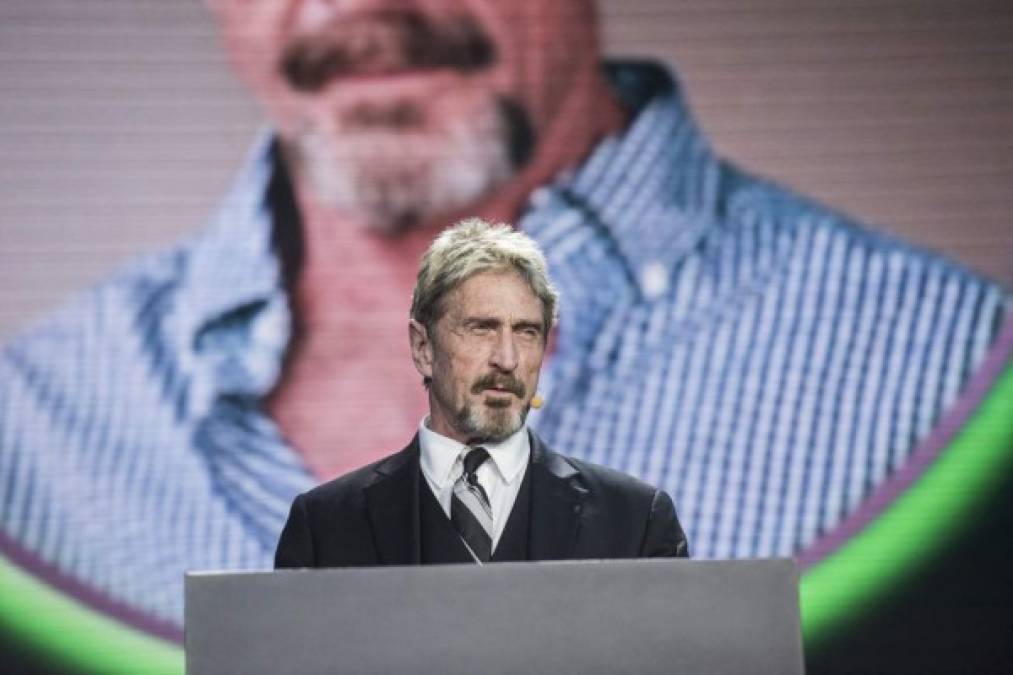 La familia del vecino muerto presentó un recurso contra McAfee por 'homicidio culposo', y un tribunal de Florida lo declaró culpable y lo condenó a pagar más de 25 millones de dolares.