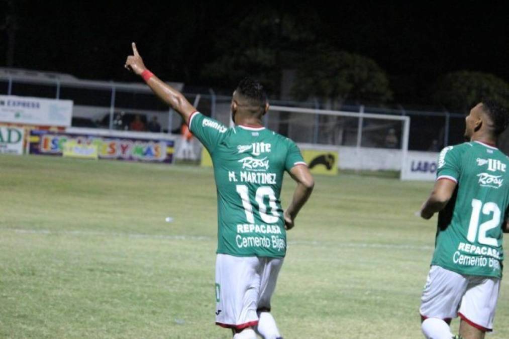 Mario Martínez se despachó con un golazo en Olanchito y esta fue su celebración.