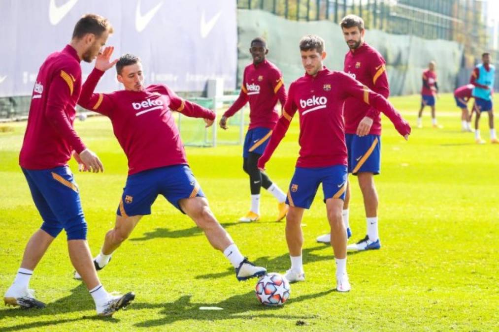 La plantilla del Barcelona ha trabajado los últimos días pensando en el clásico y ya quedó lista para recibir al Real Madrid.