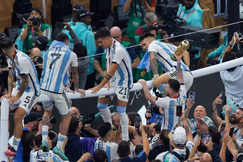 Una locura se vivió en los festejos de Argentina tras conquistar el Mundial de Qatar 2022.