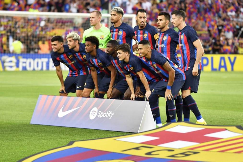 El 11 titular del FC Barcelona que mandó a la cancha Xavi Hernández.