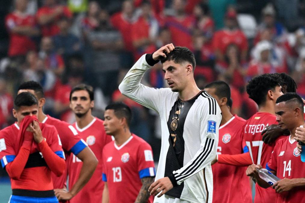 Destrozados:El rostro de la eliminación de Costa Rica y Alemania