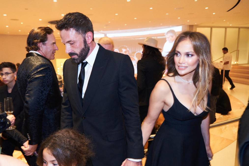 El actor Ben Affleck y la cantante Jennifer López desmintieron que estén atravesando por una crisis matrimonial. 
