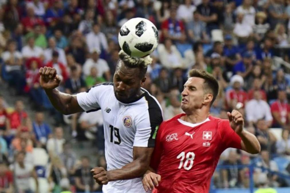 Costa Rica era la única selección que no había anotado en el Mundial, pero el defensa Kendall Waston de cabeza evitó que los ticos se fueran sin anotar.