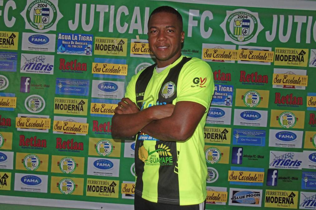 El portero colombiano William Robledo, que la temporada pasada jugó con el Victoria, defenderá ahora la portería del Juticalpa FC. El guardameta de 31 años llega por el puesto de titular.