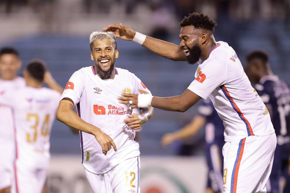 El equipo de Pedro Troglo liquidó el clásico a los 88. Nuevamente Kevin asistió y Gabriel Araújo al segundo palo llegó para mandar un zurdazo fuerte imposible de poder detener para el cancerbero Rougier.