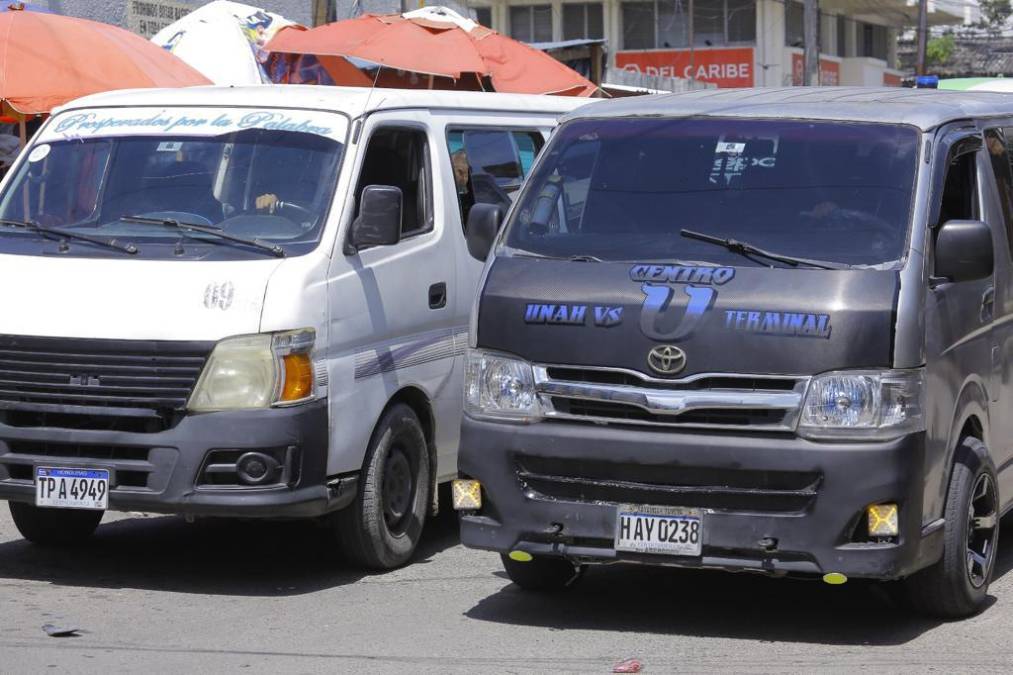 En San Pedro Sula operan 1,500 buses amarillos y microbuses legalmente registrados. La mayoría se concentra en El Centro, en los puntos conocidos como “Maheco” y “La Paz”.