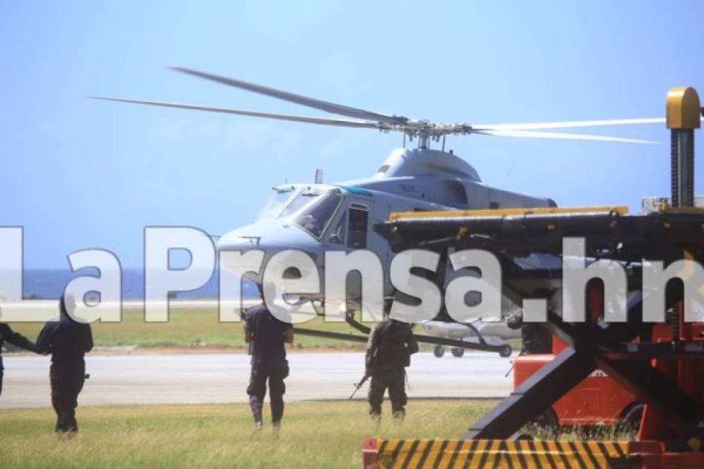 Momento en que el helicóptero desciende para la llegada de Chepe Handal a Roatán.