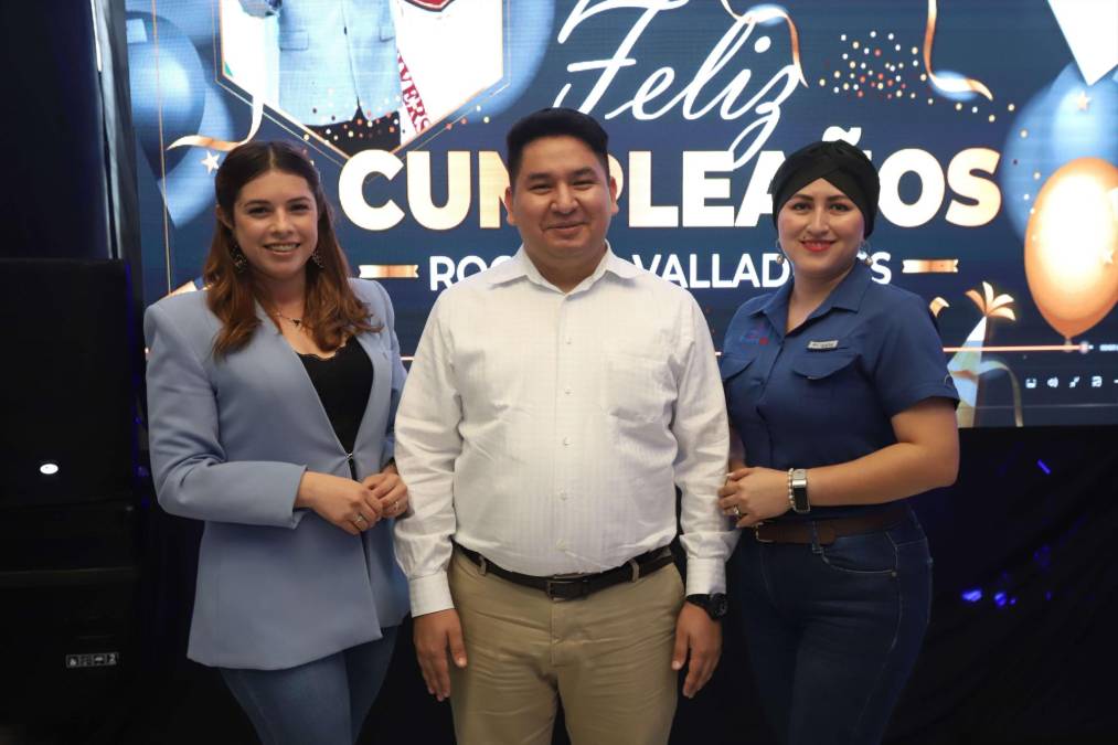 Sofía Galo, Mauricio Mejía y Carolina Luque