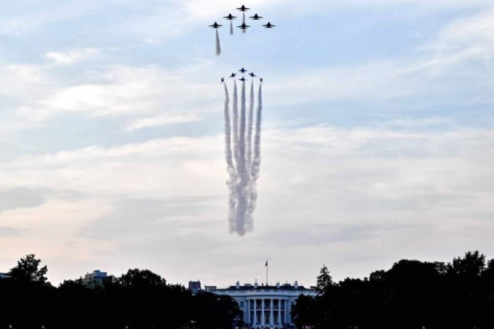 El evento incluyó un vuelo de los Thunderbirds y los Blue Angels sobre la Casa Blanca.