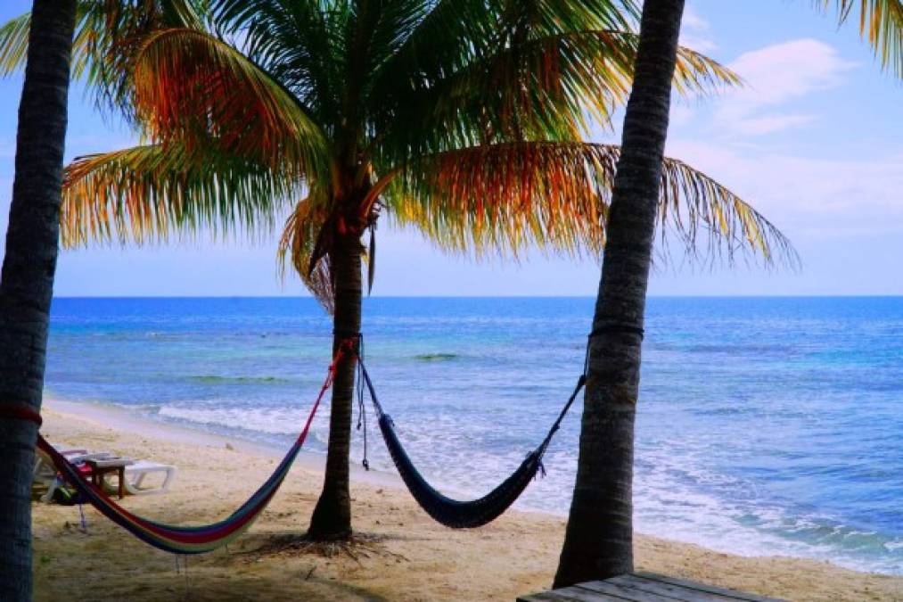 Neptunes beach es de los lugares más visitados de Utila.