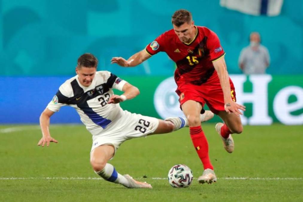 El defensa Thomas Meunier (Bélgica) – 18 puntos.