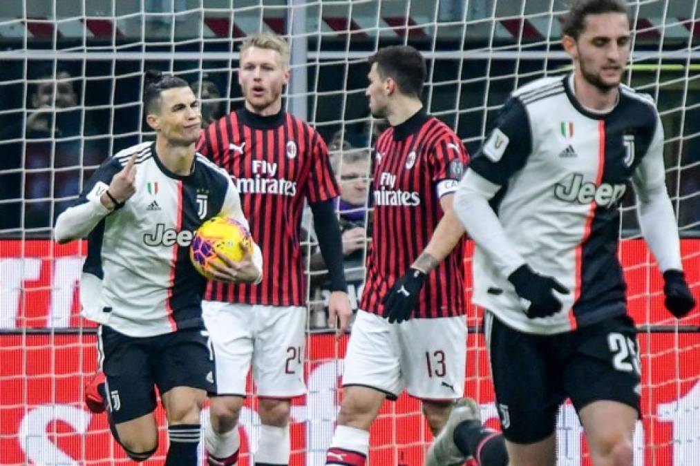 Así festejó Cristiano Ronaldo su gol marcado de penal al Milan. Foto AFP