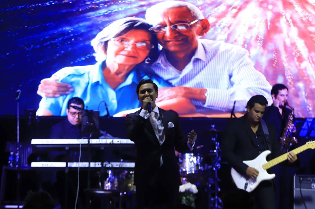 Daniel Ochoa deleita con su talento en concierto realizado en SPS