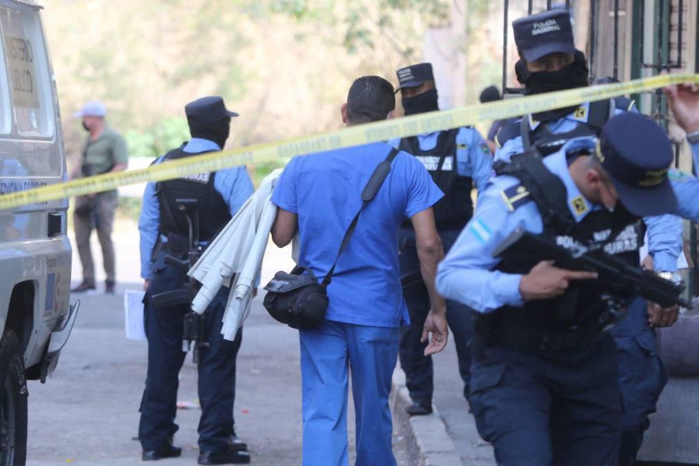 Hallan fusil en allanamientos por masacre en Comayagüela