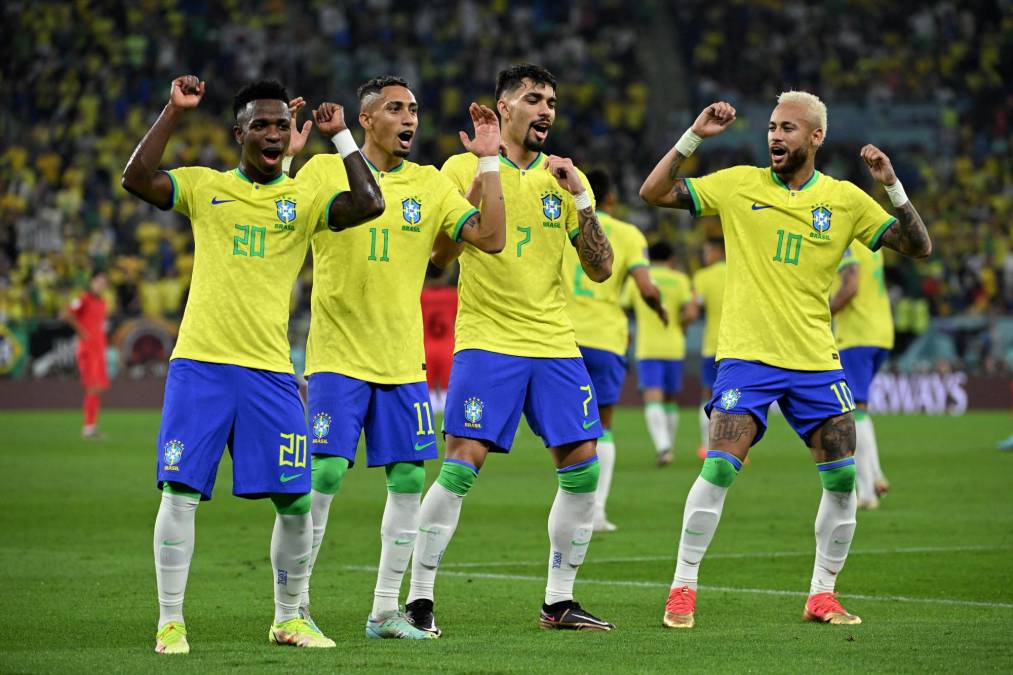 Pero antes de todo, se armó la fiesta, baile y el sabor brasileño durante el partido.