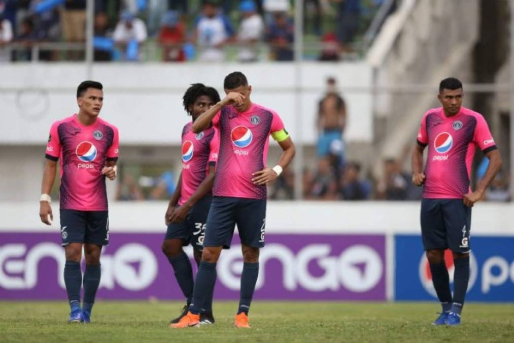 El Motagua dejó escapar la oportunidad de ser líder luego de que Marathón había empatado el sábado 4-4 ante la UPN. La tristeza en la plantilla era evidente.