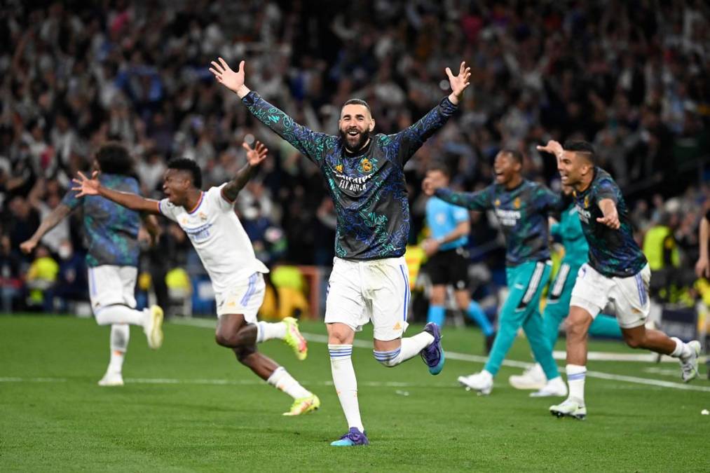 Karim Benzema y compañía salieron corriendo tras el pitazo final del partido.