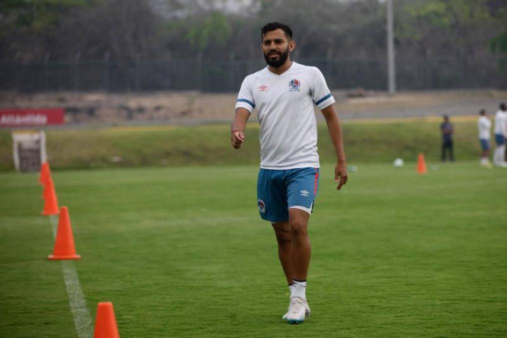  Volante: Jorge Álvarez., uno de los anotadores en la final de ida.