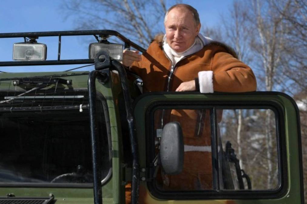 Fotos: Tras una semana de fuertes roses con Biden, así se divierte Vladimir Putin en Siberia, Rusia