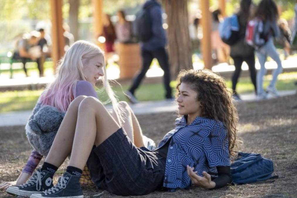 En 'Euphoria', Zendaya se mete en la piel de Rue Benett, una adolescente adicta a las drogas. La estrella ha sido alabada por su actuación en esta serie.