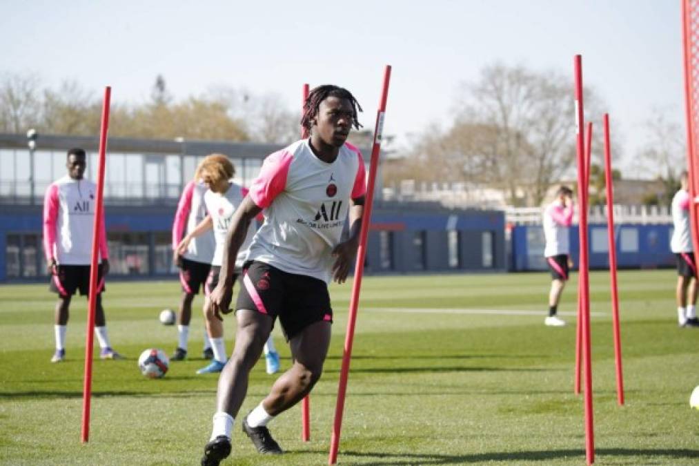 Moise Kean: El delantero italiano es otro de los que dejaría al PSG para la próxima campaña. Foto Facebook PSG.