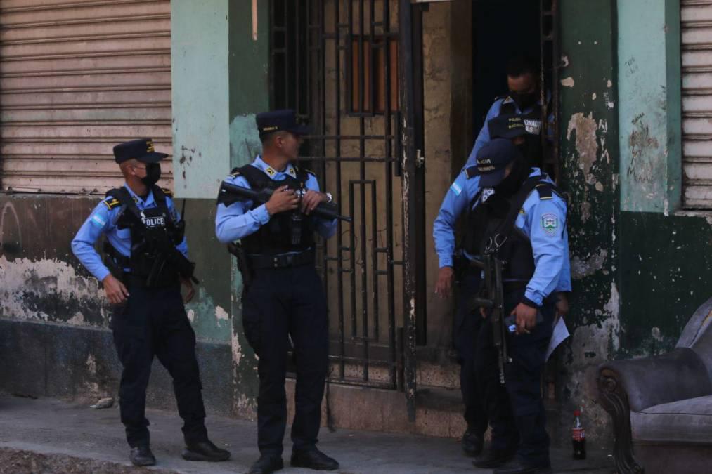 Hallan fusil en allanamientos por masacre en Comayagüela