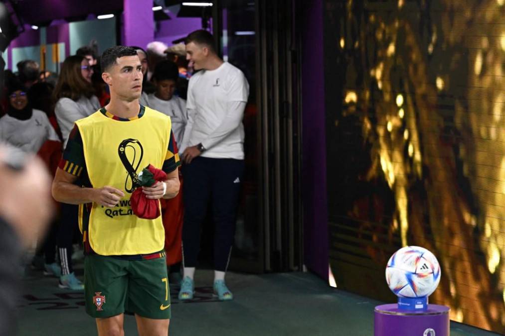 Polémico gesto de Cristiano Ronaldo y Georgina deslumbra