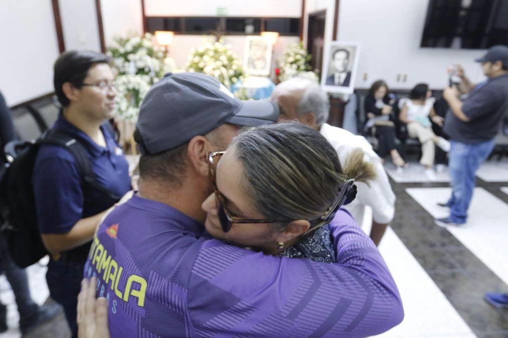 ”Yo sé que mi papá murió feliz, porque llegó hasta el final haciendo lo que más le gustaba y eso me llena de satisfacción”, expresó desde tempranas horas Maynor Matamala a Diario LA PRENSA.