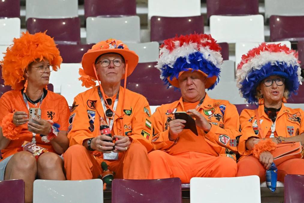 Las divertidas ocurrencias de los fans en el Países Bajos-EEUU