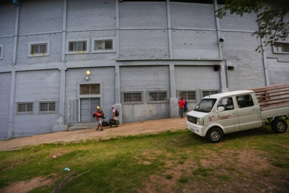 Debajo de la tribuna Amsterdam existe un centro de dos plantas habitualmente utilizado por equipos para concentrarse antes de los partidos.