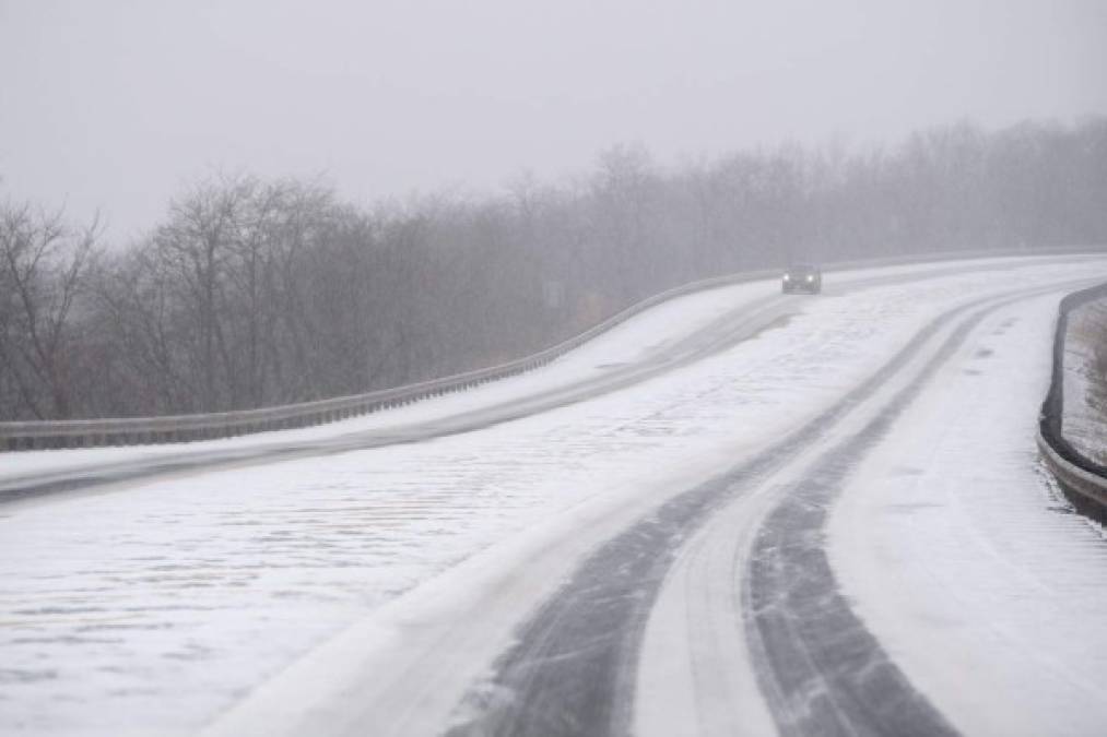 'Bestia del Este': Gigantesca tormenta de nieve azota a Nueva York y Washington DC