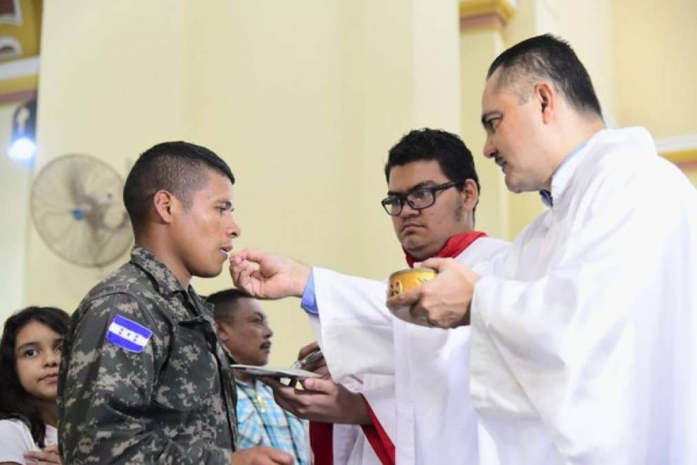 Los miembros de las Fuerzas Armadas de Honduras participaron en una misa especial dedicada a La Morenita.