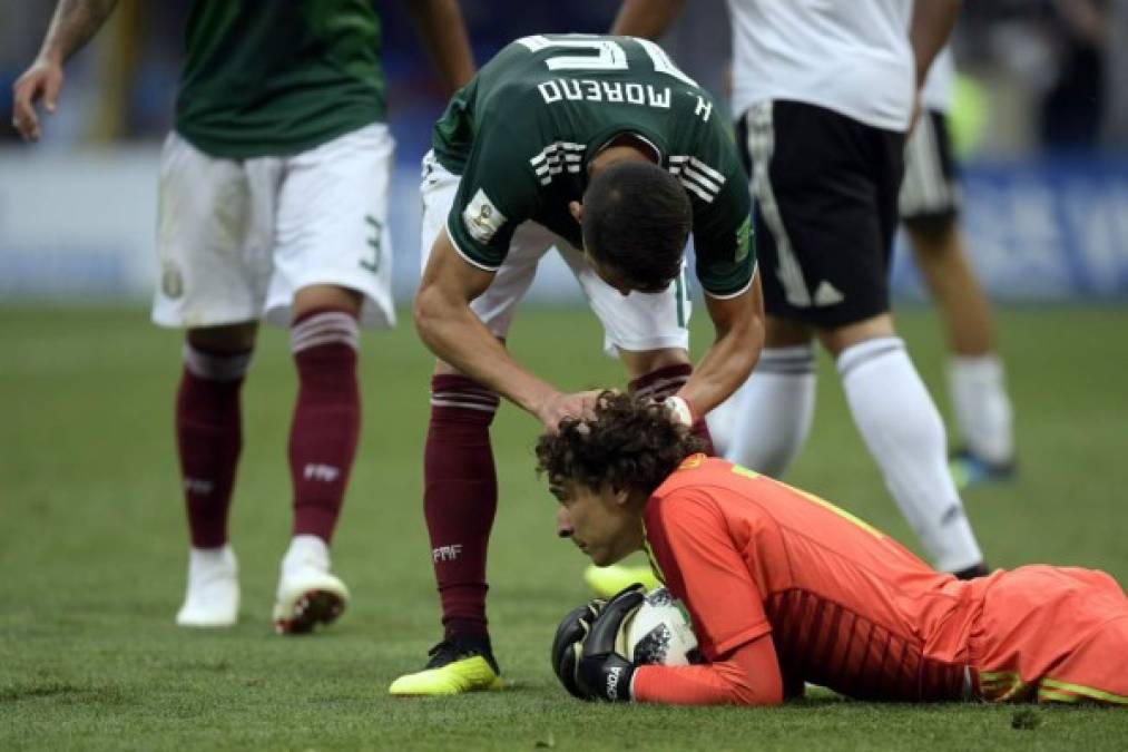 'Memo' Ochoa fue una de las figuras de México ante Alemania. Foto AFP