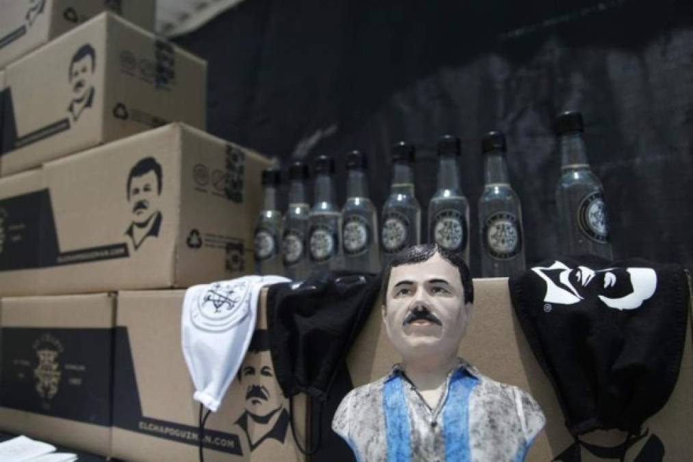 'De ahí se decidió ayudar a las personas mayores', contó el representante de la polémica marca que también comercializa ropa, tequila y otros productos con la imagen del famoso narcotraficante.