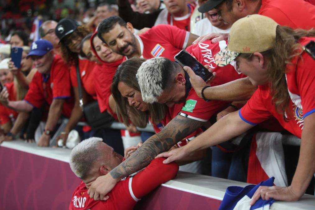 Lágrimas, emoción y felicidad: la celebración de Costa Rica tras clasificar al Mundial de Qatar 2022