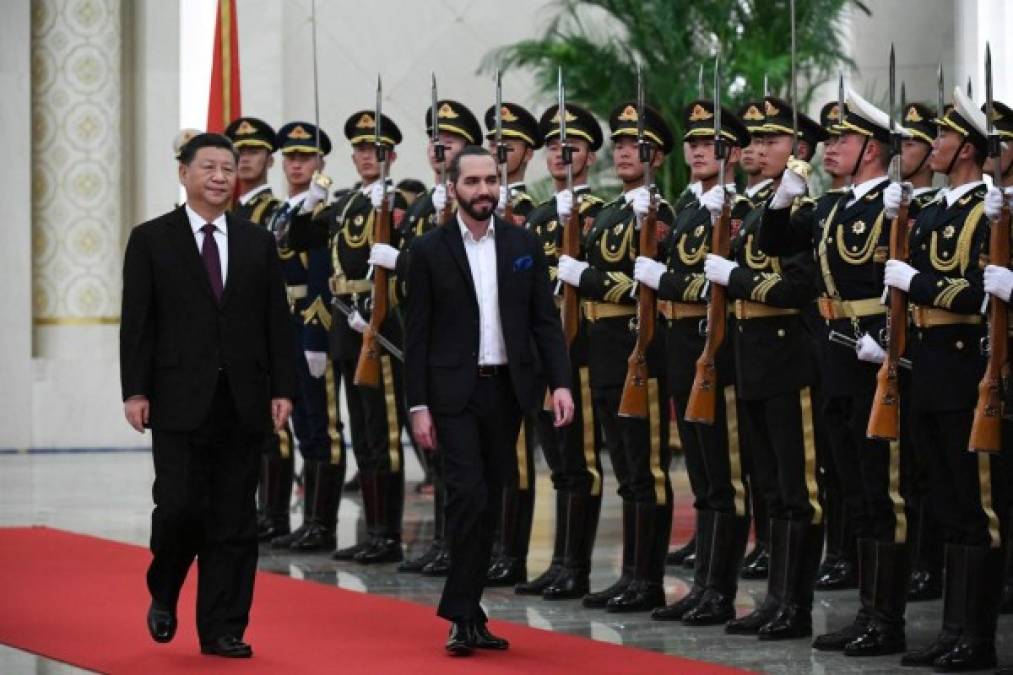 Bukele se reunió con su homólogo chino Xi Jinping, durante la primera visita que realiza el mandatario centroamericano a Pekín desde que asumió el cargo.