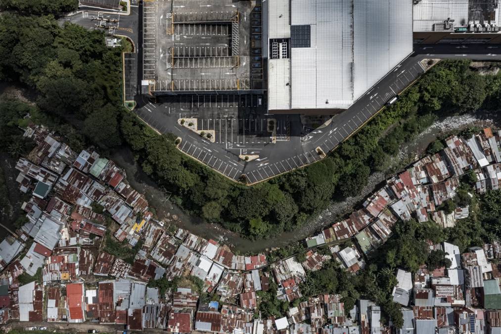 Costa Rica se mantiene en la categoría de desarrollo humano muy alto, pero en los últimos años ha venido sufriendo un deterioro en sus indicadores de pobreza, desempleo y desigualdad.