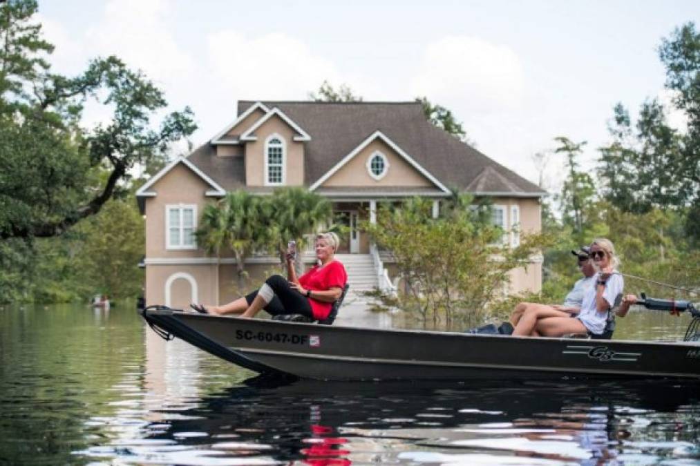 Las consecuencias económicas provocadas por el devastador huracán Florence, que a su paso dejó casas destruidas, inundaciones y muertes, podrían situarse entre los 2,500 y los 5,000 millones de dólares, de acuerdo con datos revelados hoy.