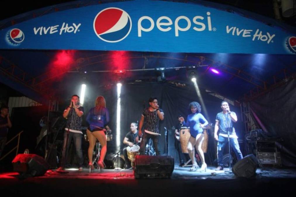 Las tarimas de Pepsi en Expocentro, La Plaza Juniana y El Agas han tenido los mejores espectáculos para el deleite de todos.