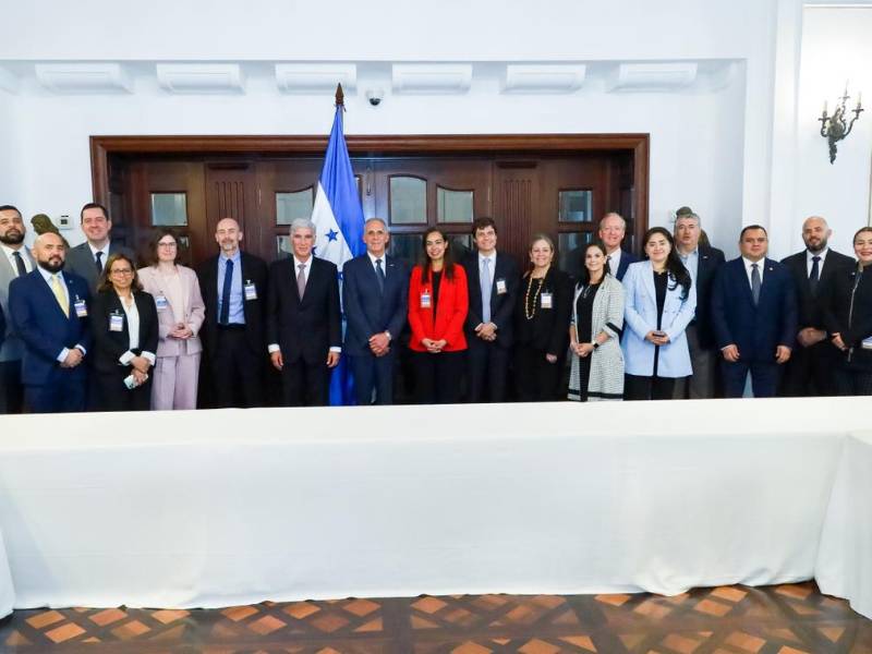 Gobierno y Banco Mundial consolidan cooperación para impulsar empleo y desarrollo sostenible.