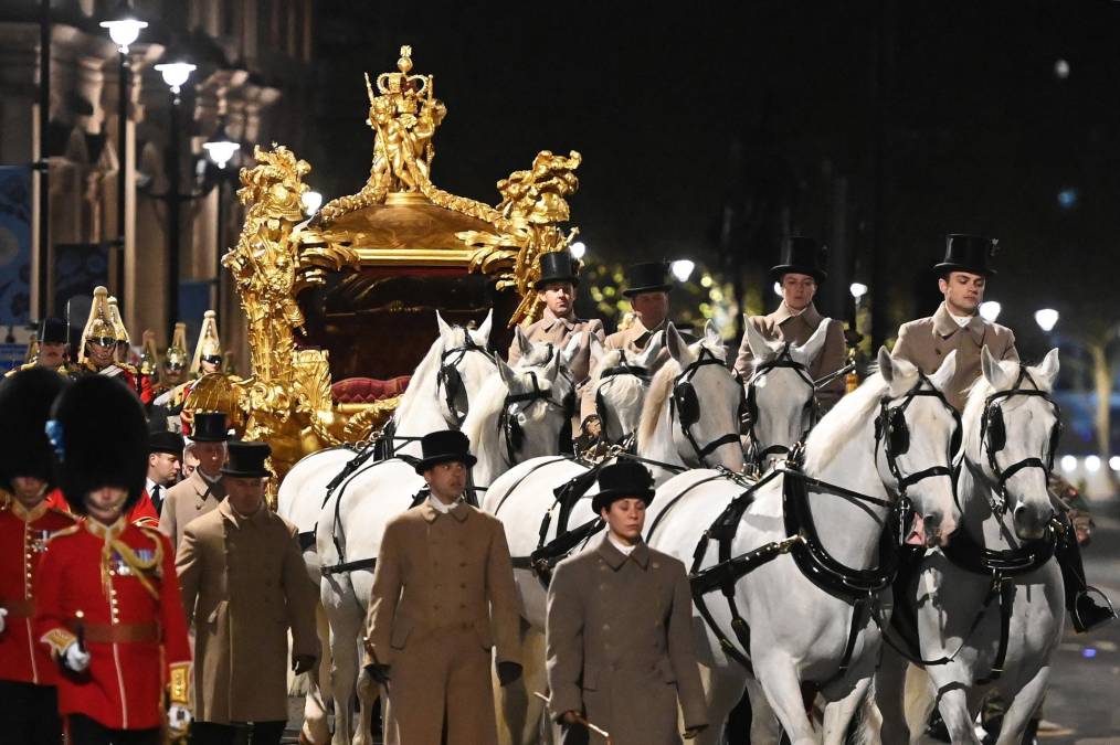 Londres inicia los ensayos de la histórica coronación de Carlos III