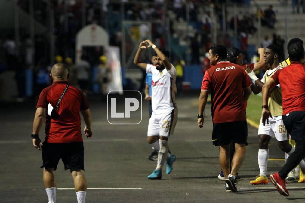 Jorge Álvarez dedicó el golazo a su novia que estaba en el estadio Nacional Chelato Uclés.