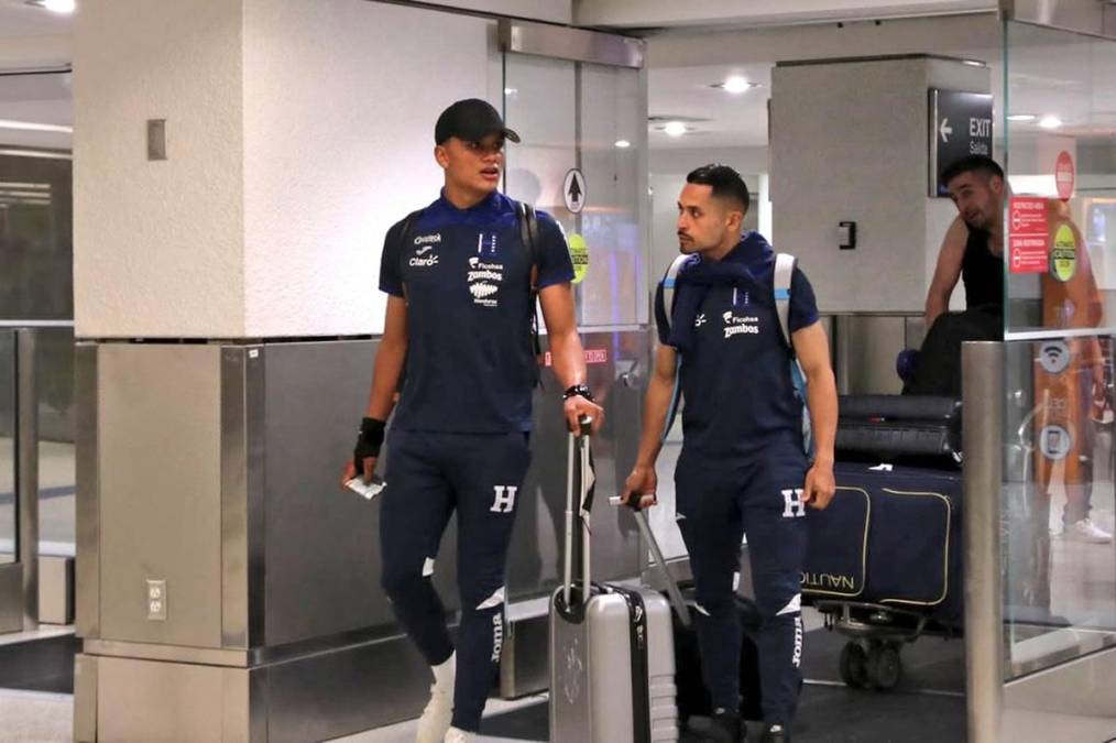 La Selección de Honduras llegó pasadas las 8.00 de la noche a Miami, ciudad donde se jugará el partido amistoso contra los argentinos.