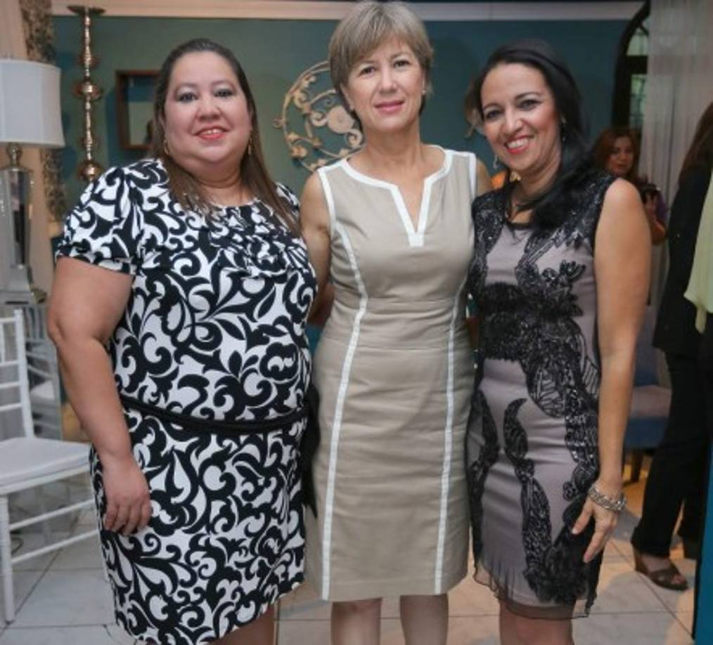 Jeanine Alas, Suzeth Izaguirre e Hilda Núñez.