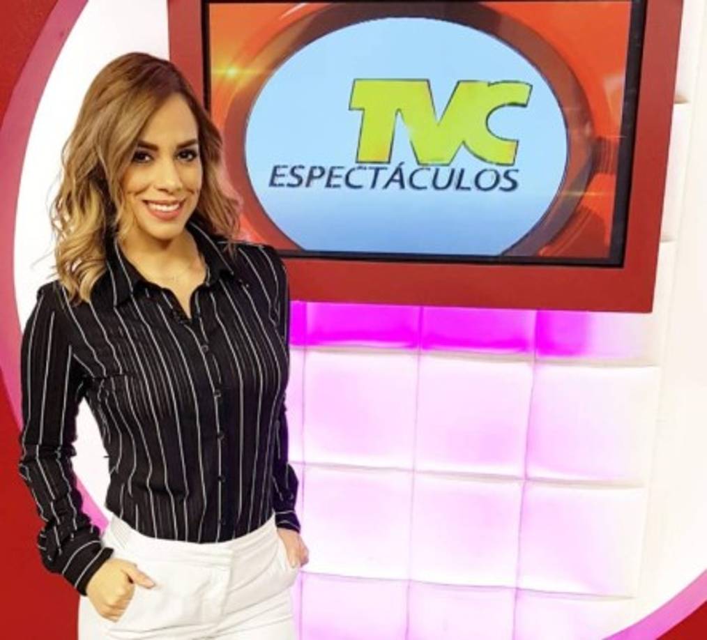 Era la encargada de presentar la sección de 'Espectáculos'. La presentadora se convirtió en una de las mujeres más seguidas de las redes sociales.
