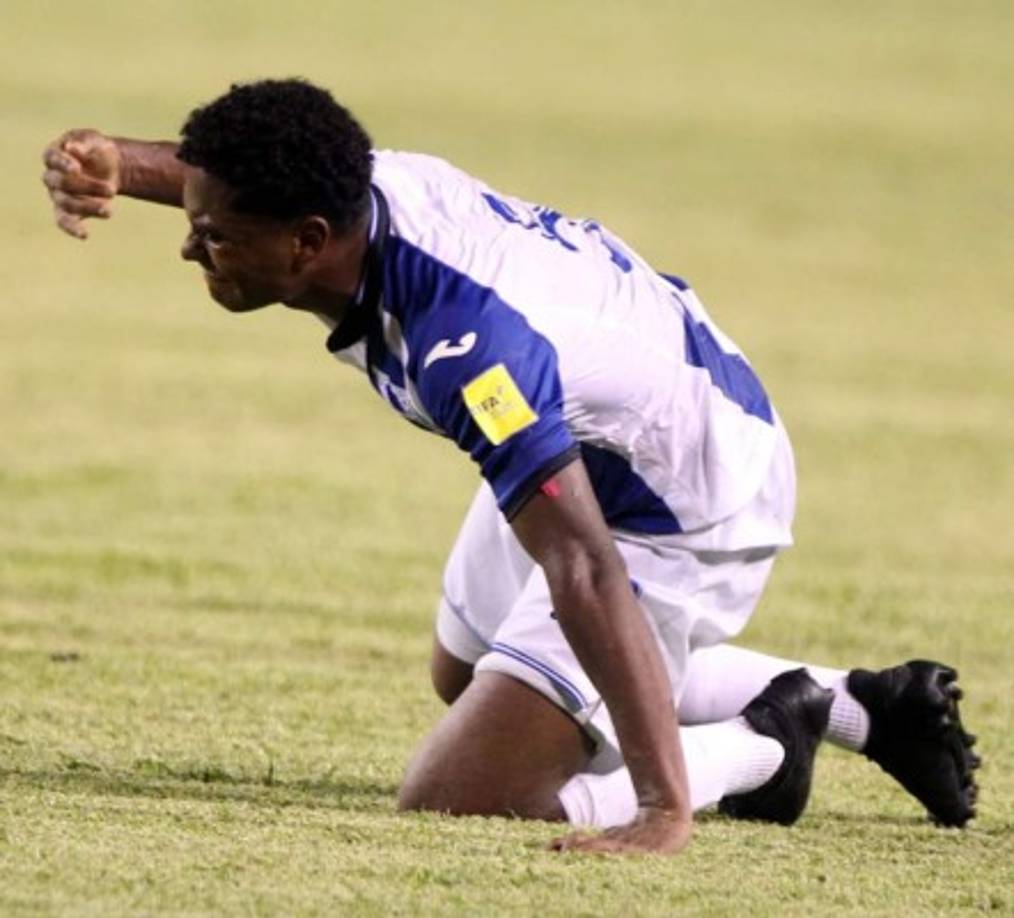 Ever Alvarado: El jugador del Olimpia jugó de titular contra México ante la baja de Emilio Izaguirre.