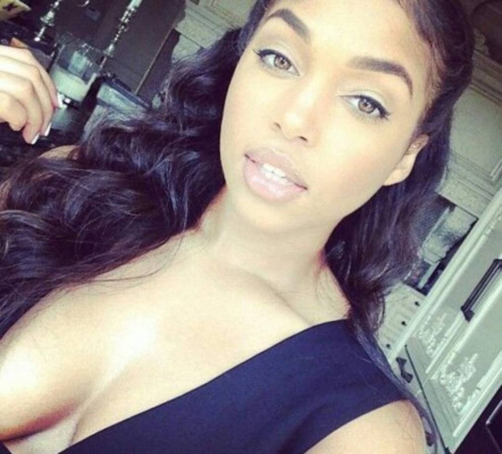 La joven de 19 años de edad conquistó el corazón del famoso jugador.