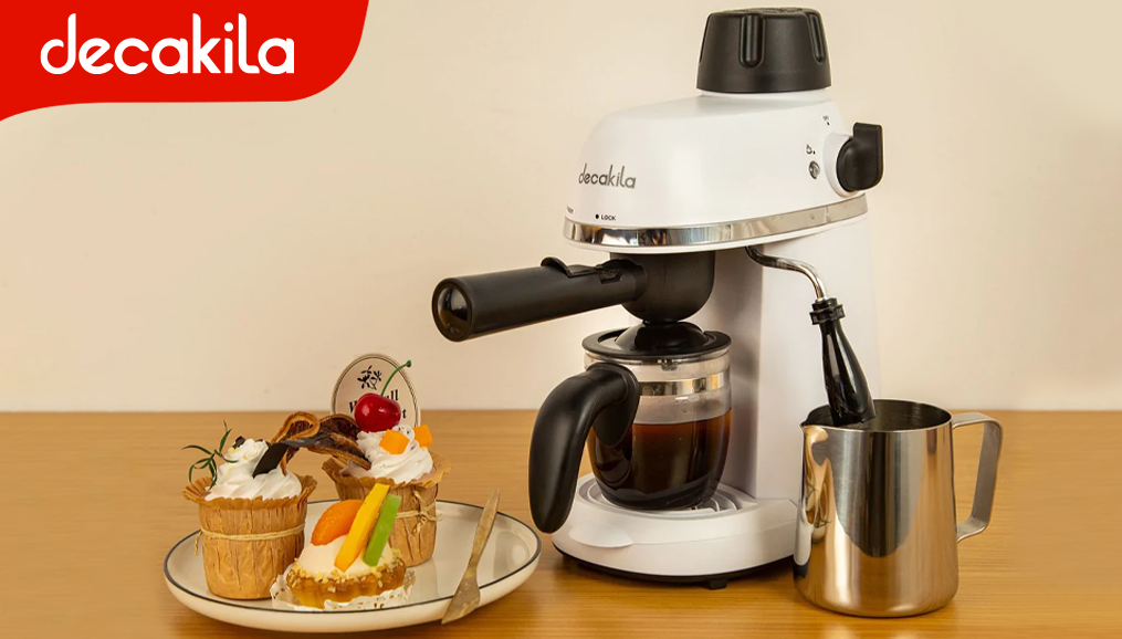 Con esta Cafetera Expresso también puedes preparar deliciosos Capucchinos y Latte. Dispone de una función de espuma de alta presión y otra de sobrecalentamiento.